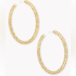 Kendra Scott Maggie Hoop Earrings in Gold Filigree